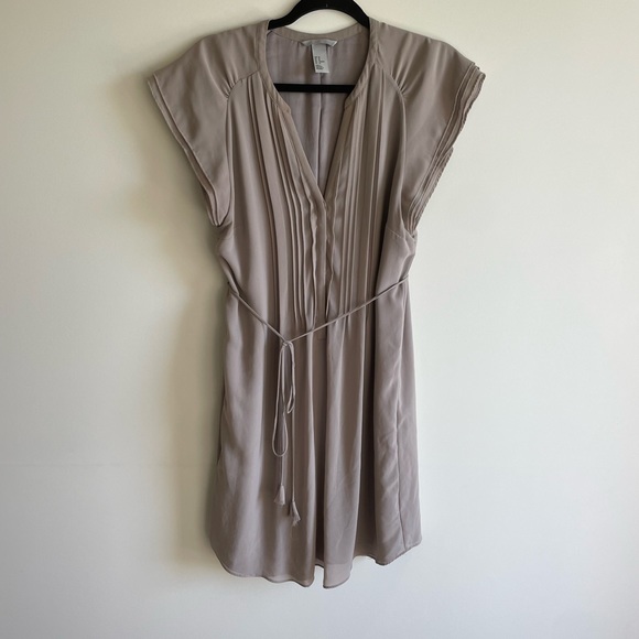 H&M Taupe Sheath dress - Picture 1 of 5